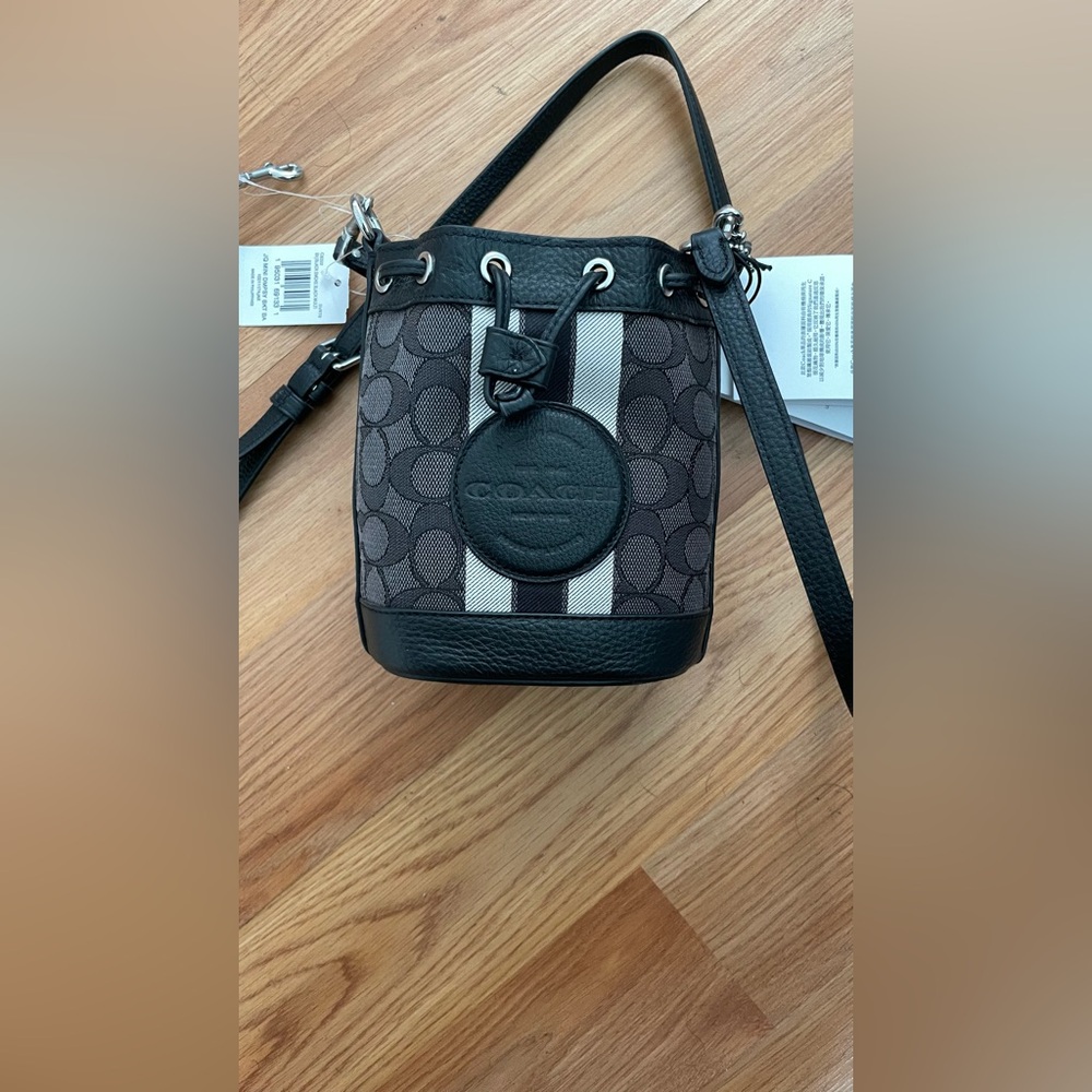 NWT Coach Mini Dempsey Bucket Bag In Signature Jacquard With Stripe
